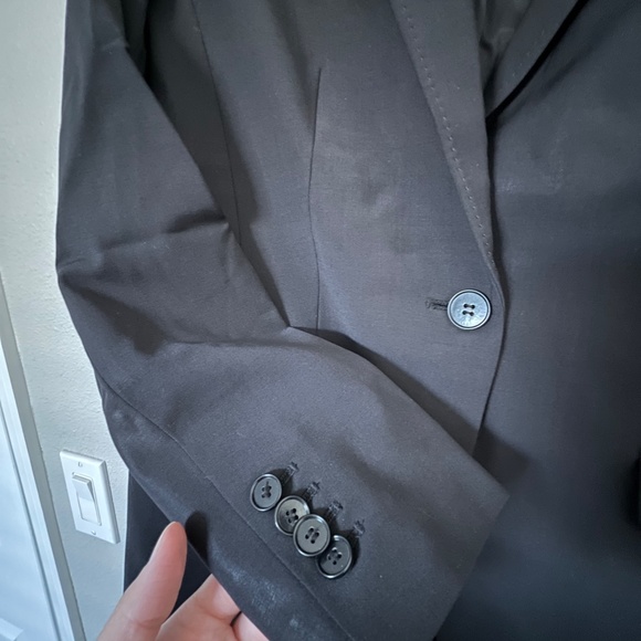 Ann Taylor Black Blazer- 4P - Picture 3 of 5